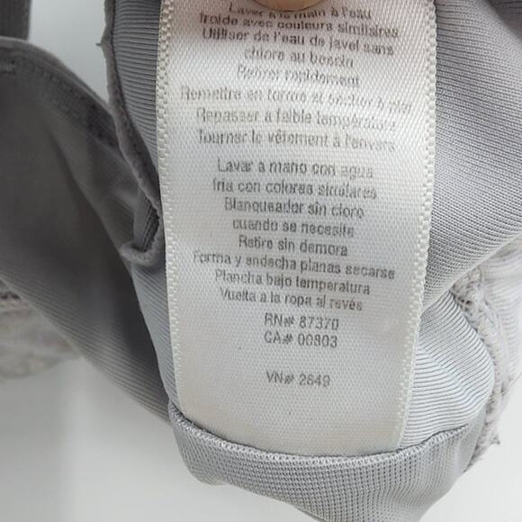 Alo Yoga Paddle Fast Short Sports Bra Silver‎ Snake Est X-Small - Picture 9 of 11